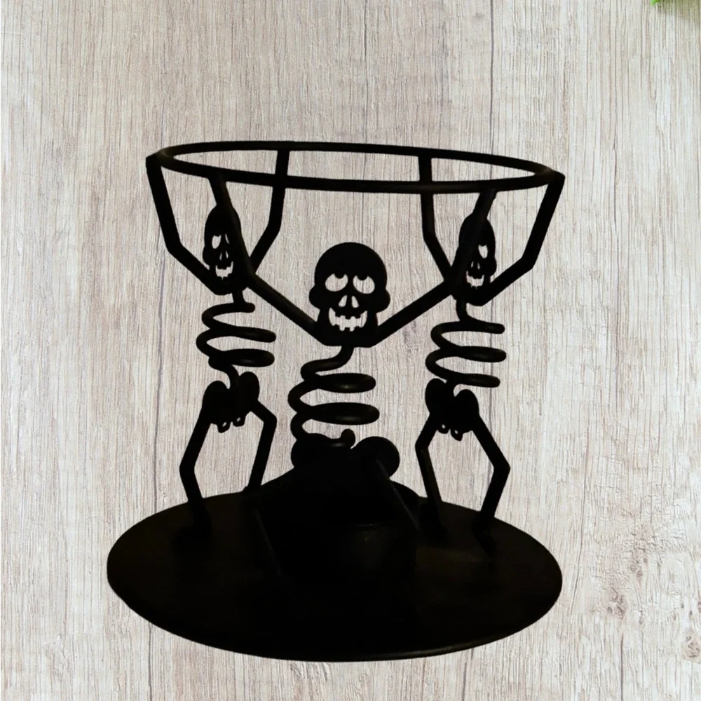 PartyLite Mr. Bones HALLOWEEN Aroma Melts Wax Warmer Retired P8603 Black Metal. - Picture 2 of 16